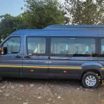 Force Urbania 16+1 Seater