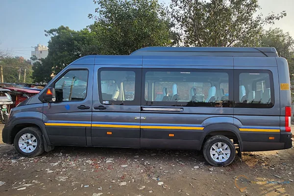 Force Urbania 16+1 Seater Rental in Bangalore